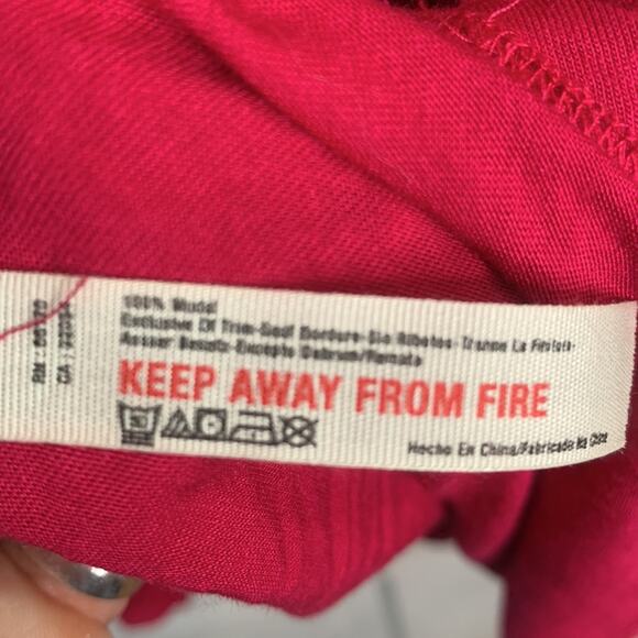 Free People Beach Pretty Lady Off the Shoulder Pink Magenta Top W-490 Sz S - Picture 4 of 6